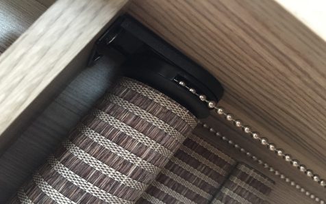 Control side hooked into the bracket