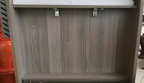 Brackets positioned away from the sides of the recess